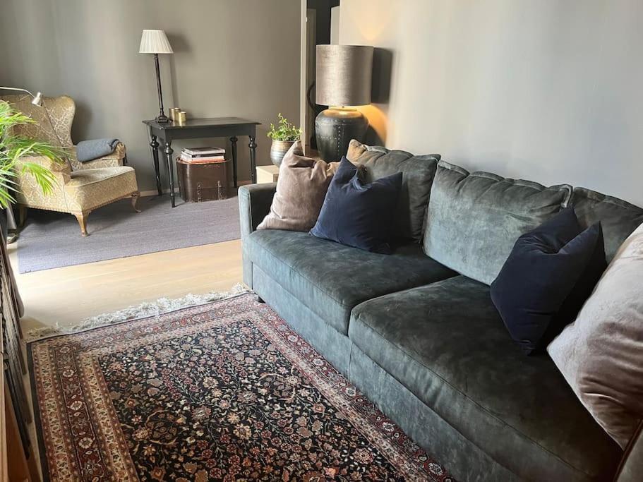 M&b Small Family - Close To Airport Express Station *